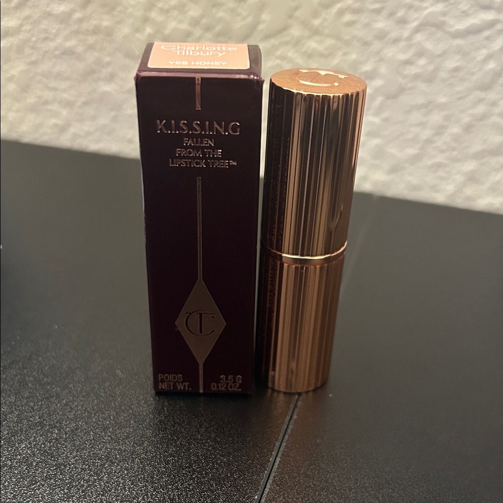 Charlotte Tilbury K.I.S.S.I.N.G Lipstick Color Yes Honey